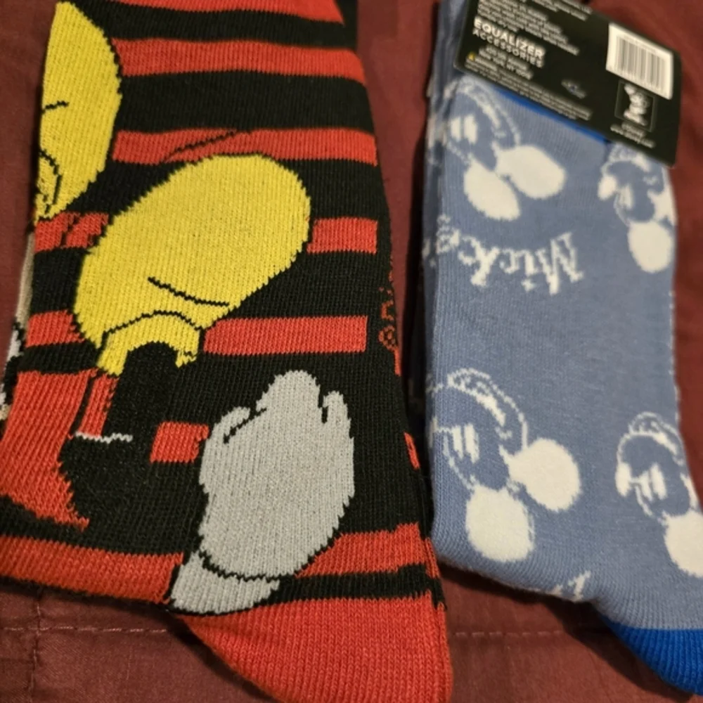 NWT Disney Mickey Mouse Adult Crew Socks 2 Pair Blue & Black Size 9-13‎